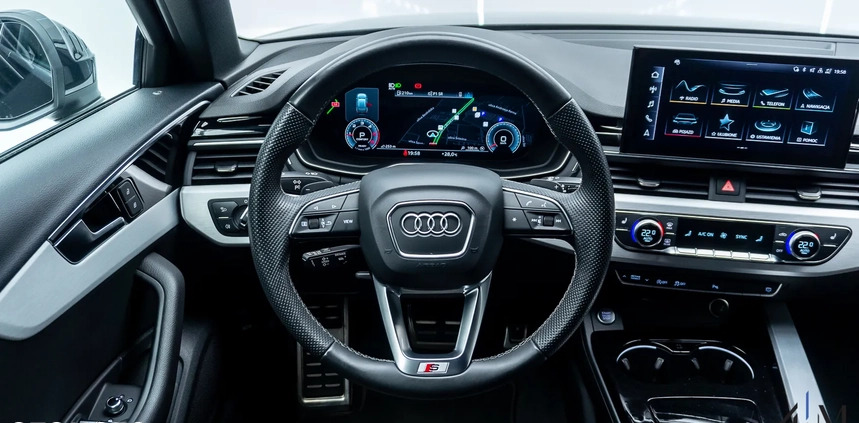 Audi A4 cena 169900 przebieg: 48130, rok produkcji 2020 z Łódź małe 436